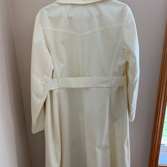 Vintage London fog yellow trenchcoat - Picture 4 of 5